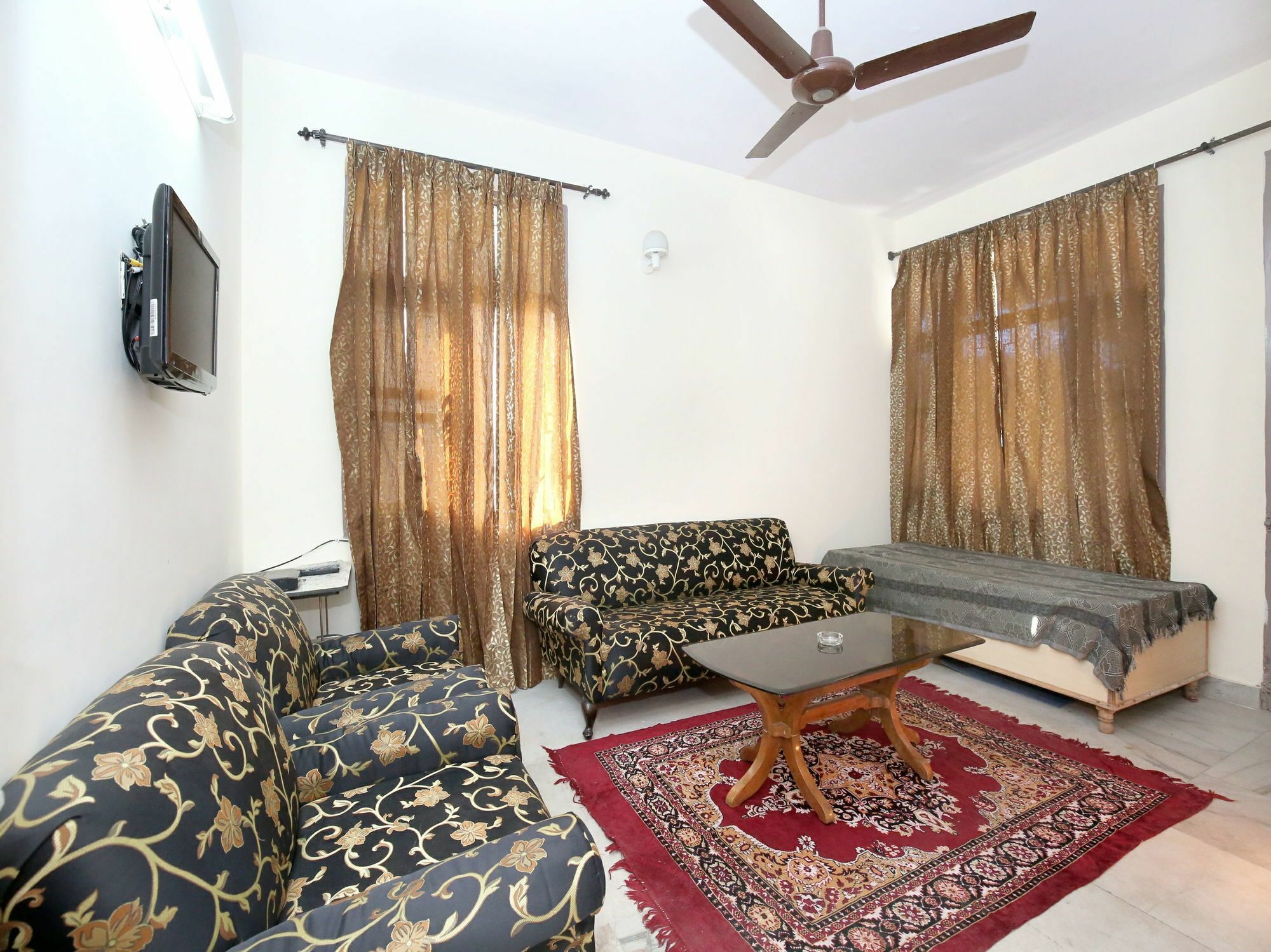 Apartmán Elegant 3Bhk Abode In Shoghi, Šimla Exteriér fotografie